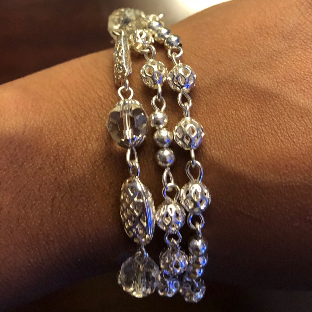 Silver beaded bracelet